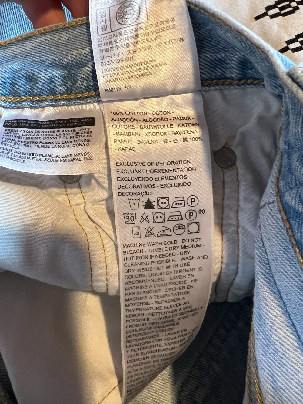 Levi 501 Light Wash Straight Cropped Jeans - Picture 8 of 10